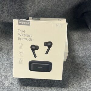 Wenkey True Wireless Earbuds in Blue and wireless charging dock water resist